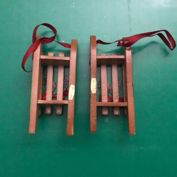 Set of 2 Wood Sled Ornaments - Picture 3 of 4